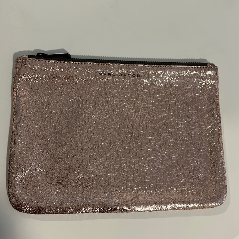 Marc Jacobs rose gold pouch / clutch